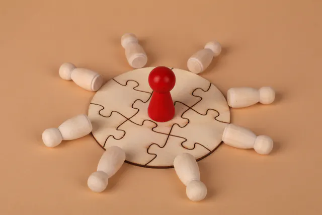 Monolithic vs. Headless Commerce: When Should Your Brand Switch?